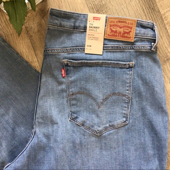 LEVI’S 711 SKINNY ANKLE PLUS SIZE MID~RISE🎀🎀 - Picture 3 of 11